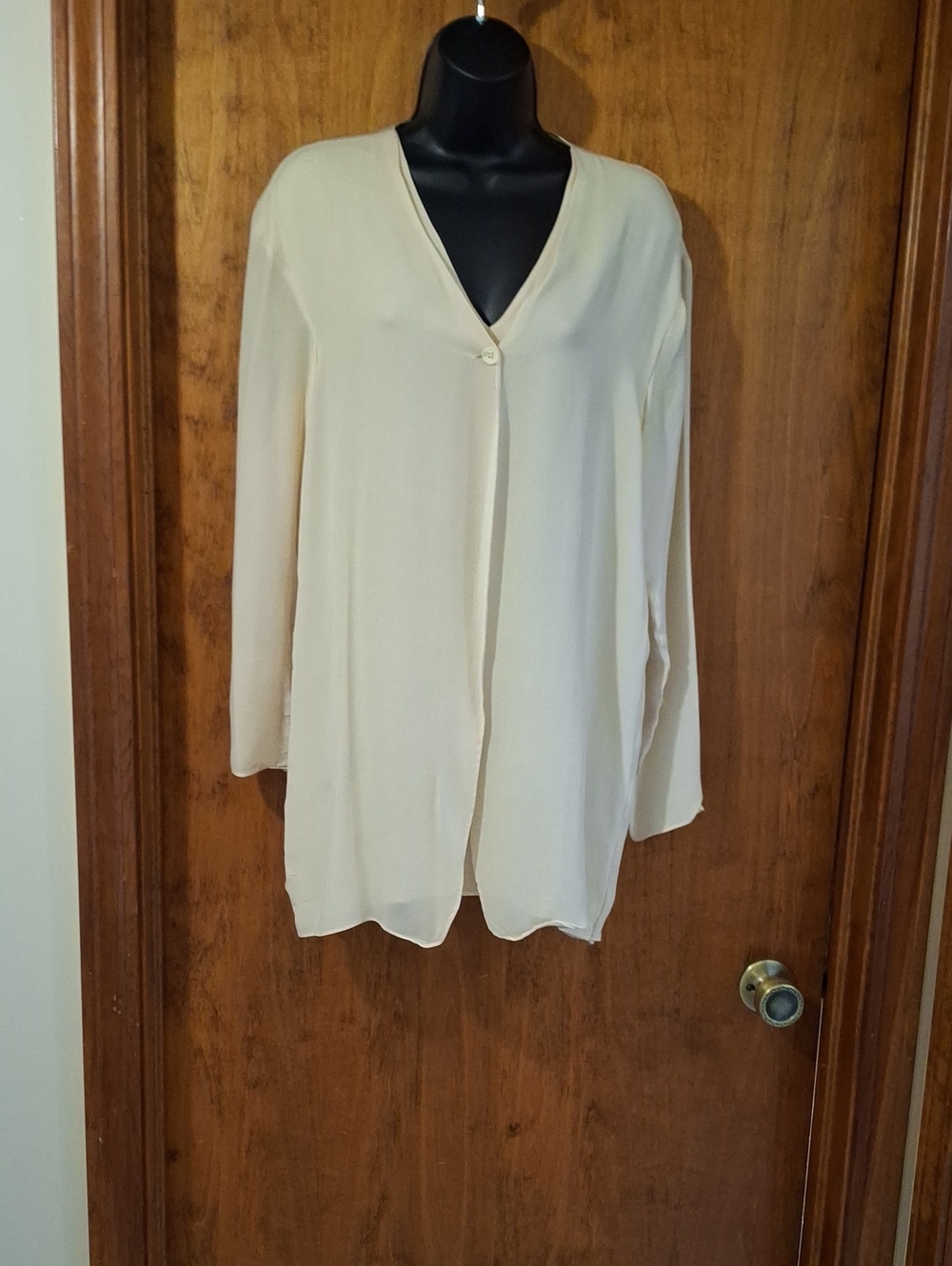 Women's Cream V-Neck Flowing Long-Sleeve Blouse